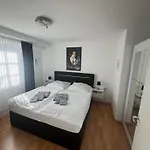 Apartment Frequent Traveler