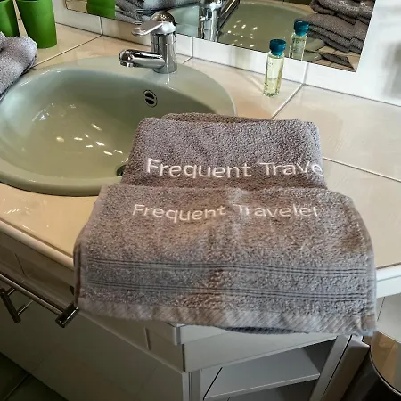Frequent Traveler Apartman