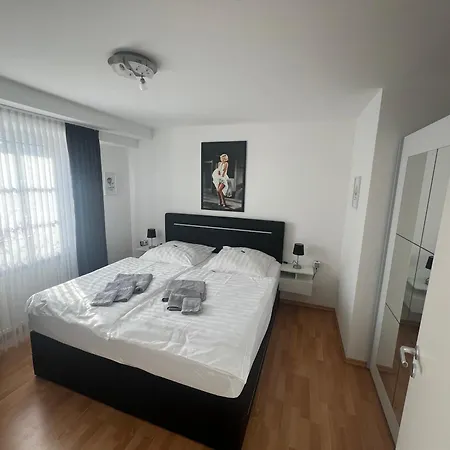 דירה Frequent Traveler